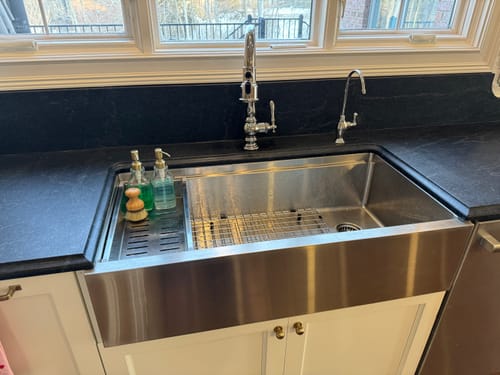 Customer photo review of 37" Large Stainless Steel Farmhouse Sink - Apron Front - 9" Depth - Single Bowl - Offset Drain Right (5LAS37R-9)
