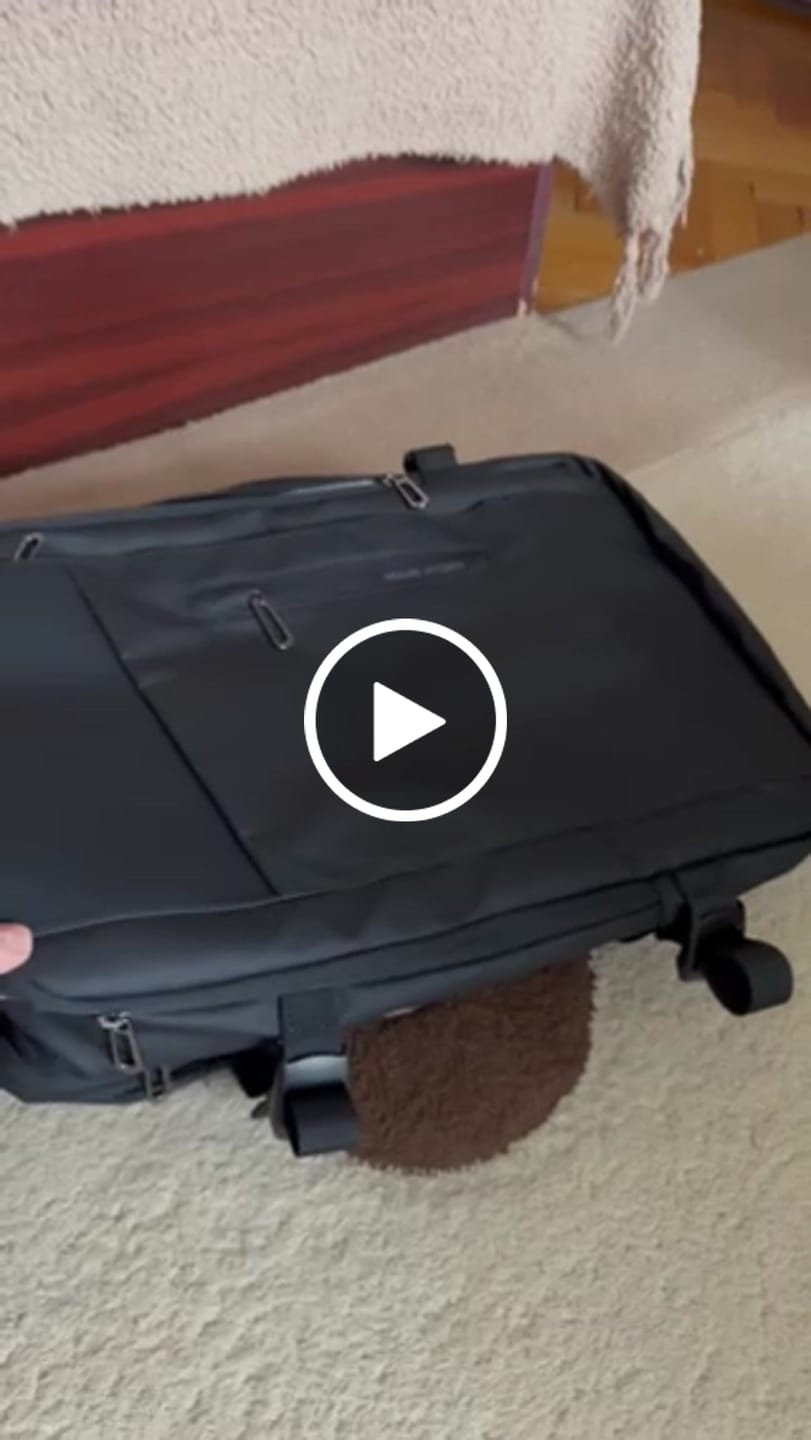 Customer video review of Expandos: Versatile Expandable Laptop Backpack For All-day Traveling