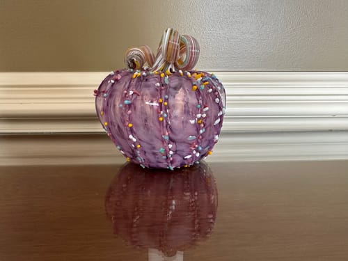 Customer photo review of Daily Pumpkin 2522 Conversation Heart Squat