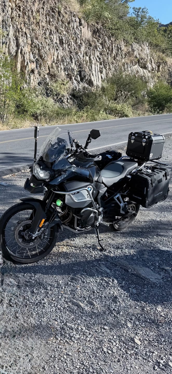 Customer photo review of MotoBags – Semi-Rigid Motorcycle Bags