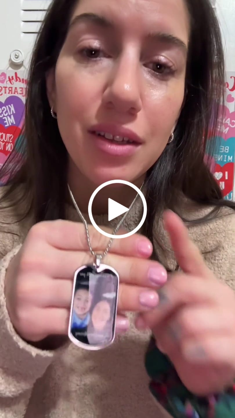 Customer video review of Custom Name Dog-tag  Memorial Necklace Gift