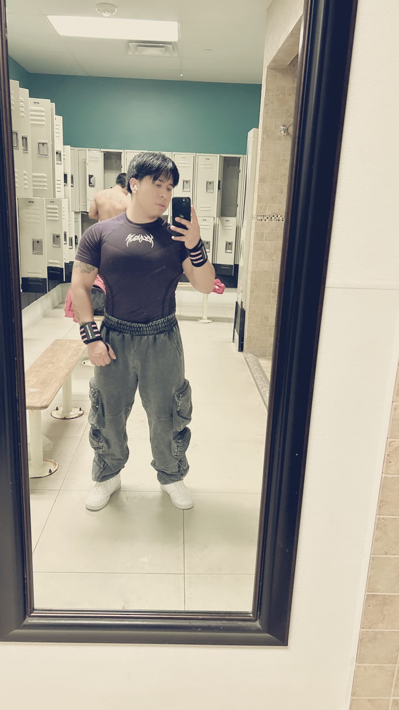 Customer photo review of 2087 - Stud Sweats