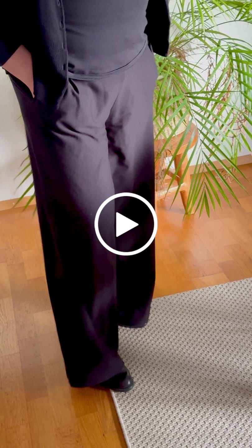 Customer video review of KLARA.K Wide Leg Pants