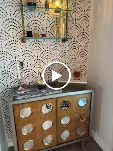 Customer video review of Neva Gold Metallic Vase