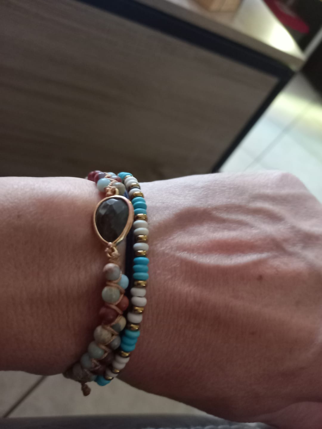 Customer photo review of Bracelet Tressé "Audace" en Jaspe & Labradorite