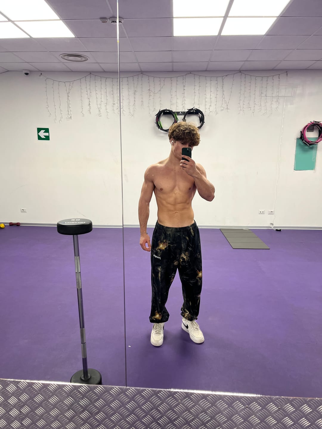 Customer photo review of 2155 - Camo Pump Cover Joggers