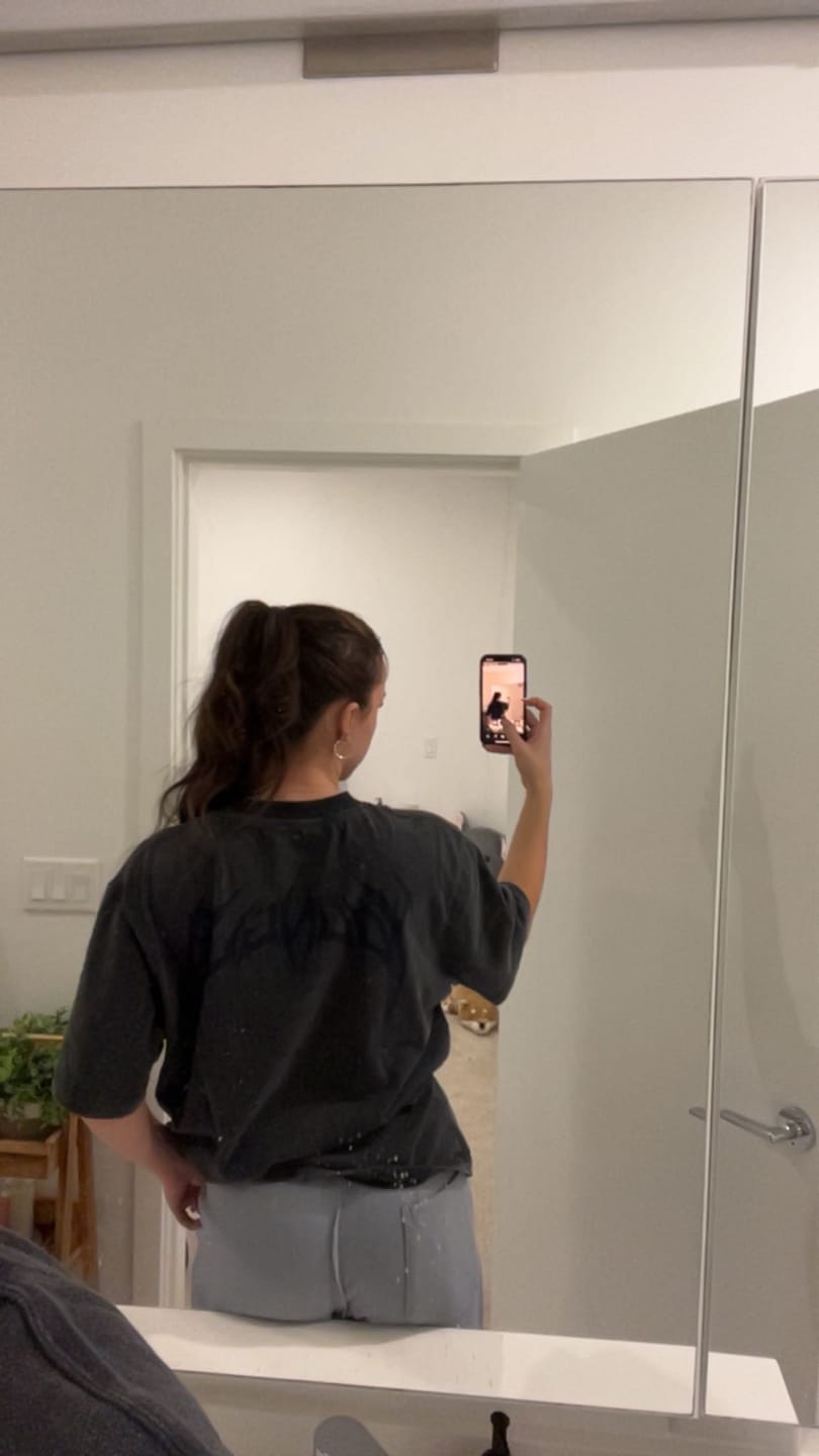 Customer photo review of W4103 Batman Lived-in Tee