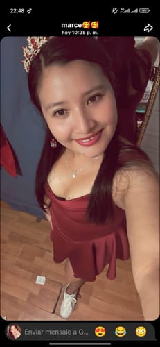 Customer photo review of VESTIDO EMMA BURDEO