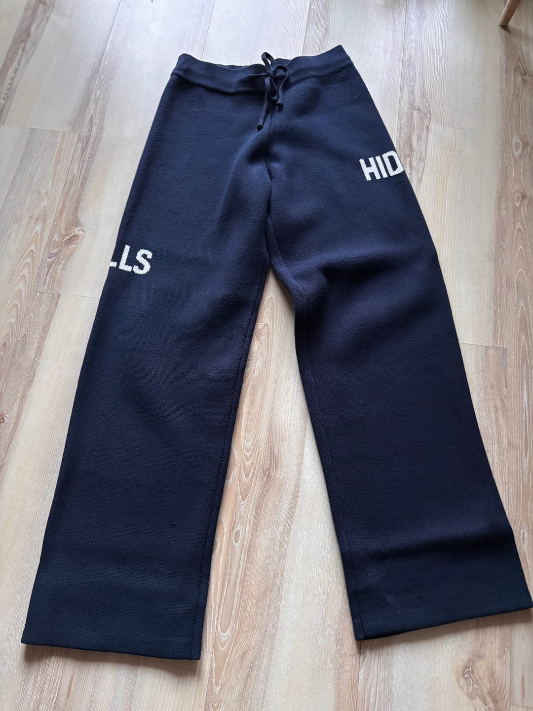 Customer photo review of KNIT SWEATPANTS NAVY