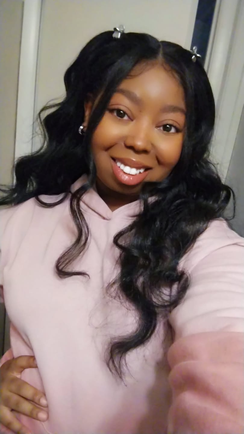 Customer photo review of Sensationnel 360 Butta Lace Glueless Hand-Tied HD Lace Front Wig - BUTTA 360 UNIT 5