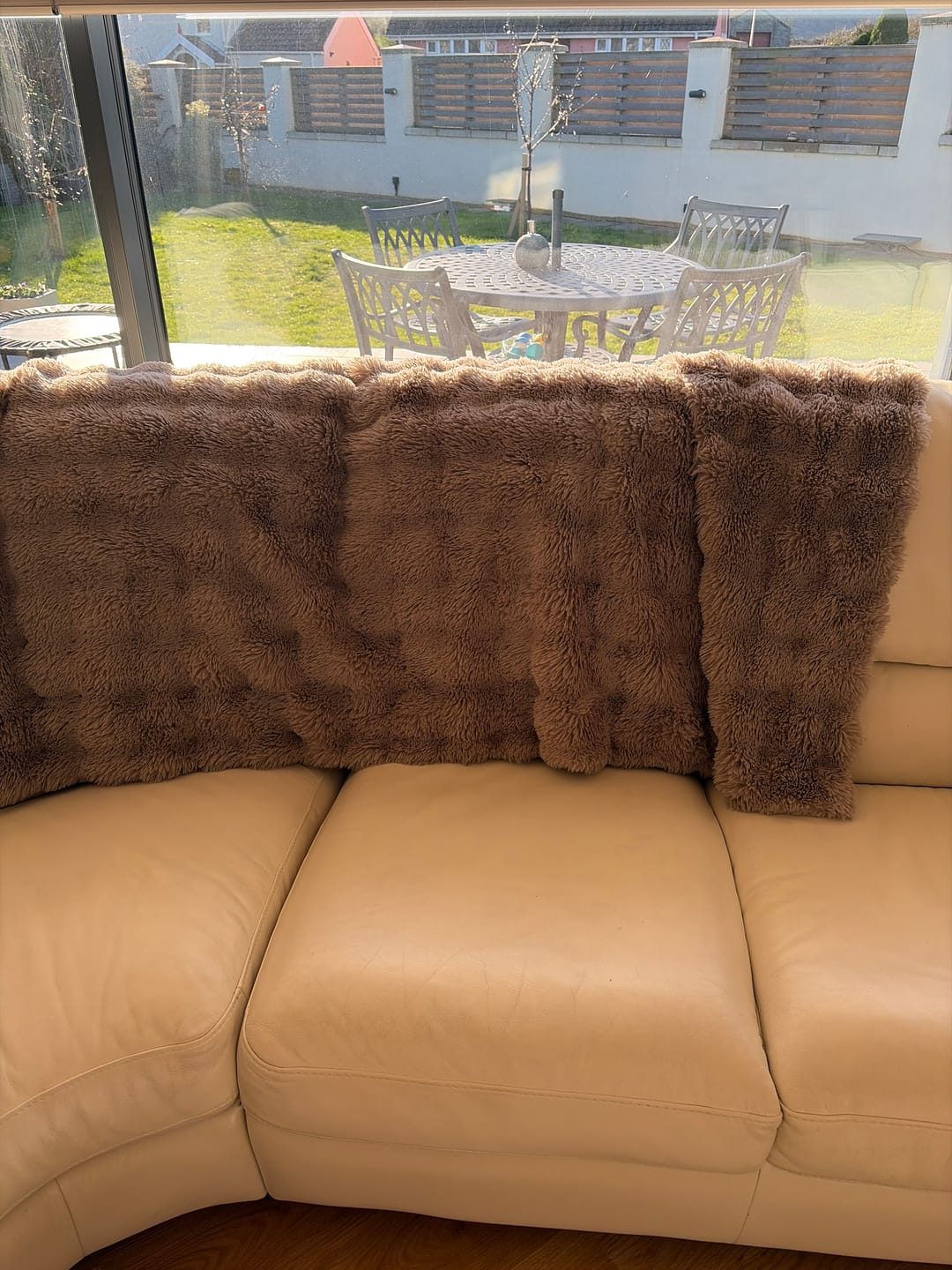 Customer photo review of Nordic Cozy Blanket