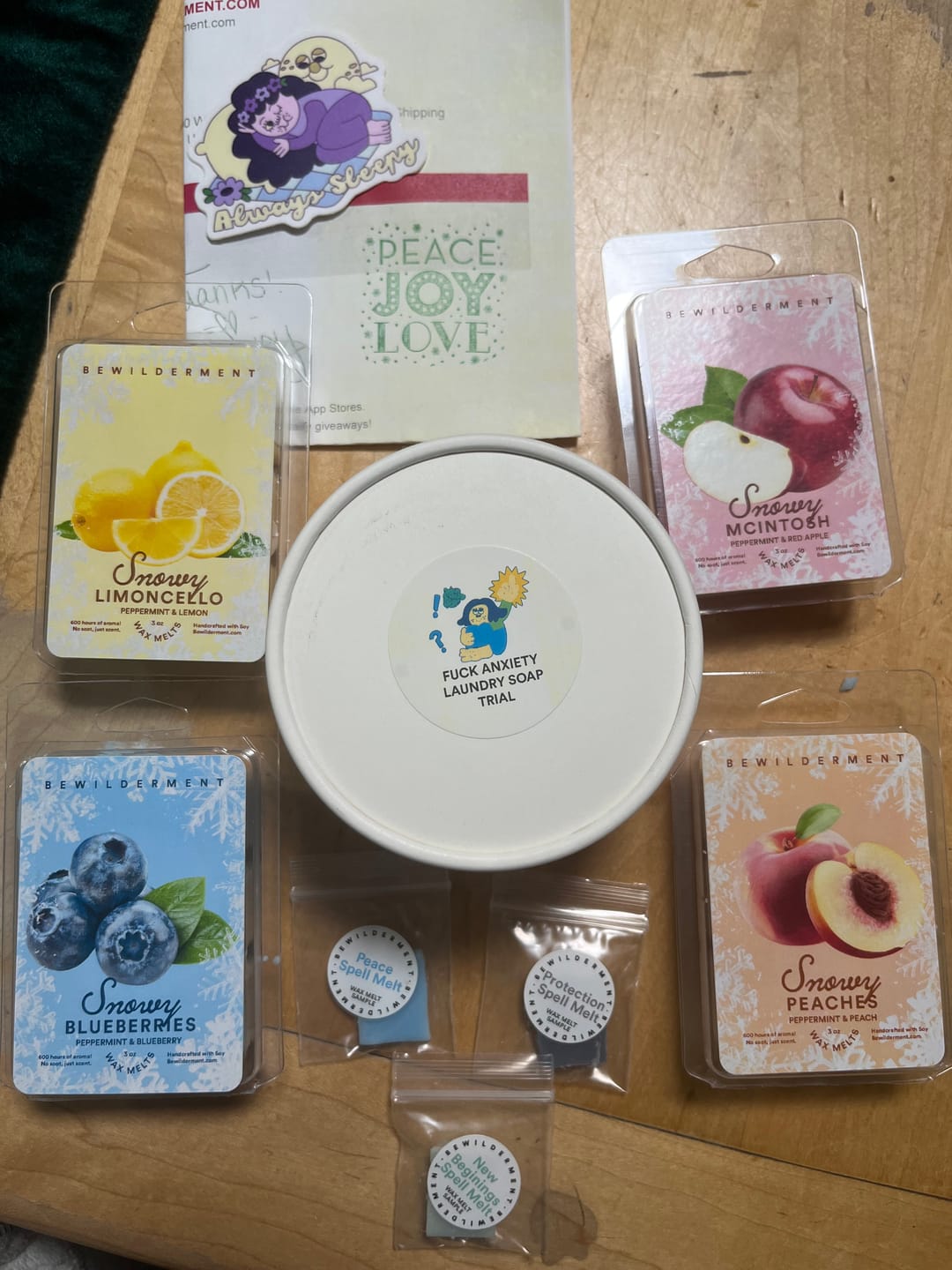 Customer photo review of Melt Mail