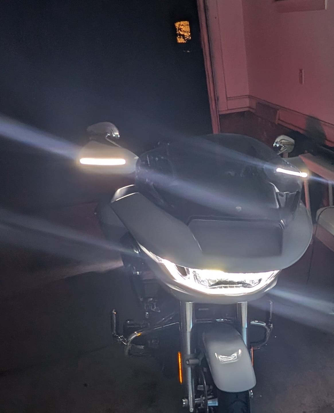 Customer photo review of Harley Hand Guards with LED for Touring & Softails