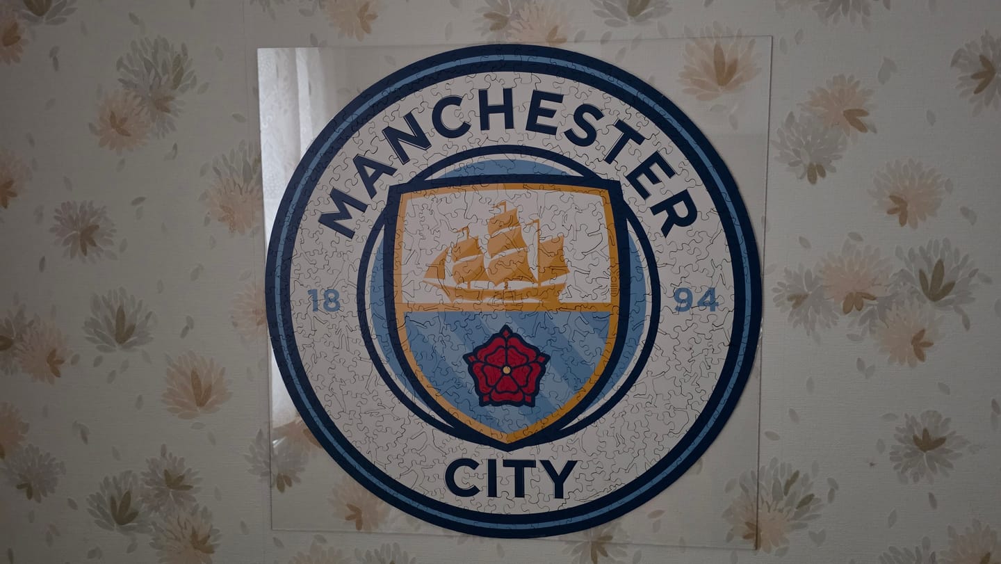 Customer photo review of Manchester City FC® Logo - Wooden Puzzle