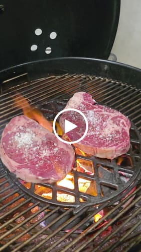 Reseña con vídeo de un cliente sobre Rib Eye Steak Black Brangus