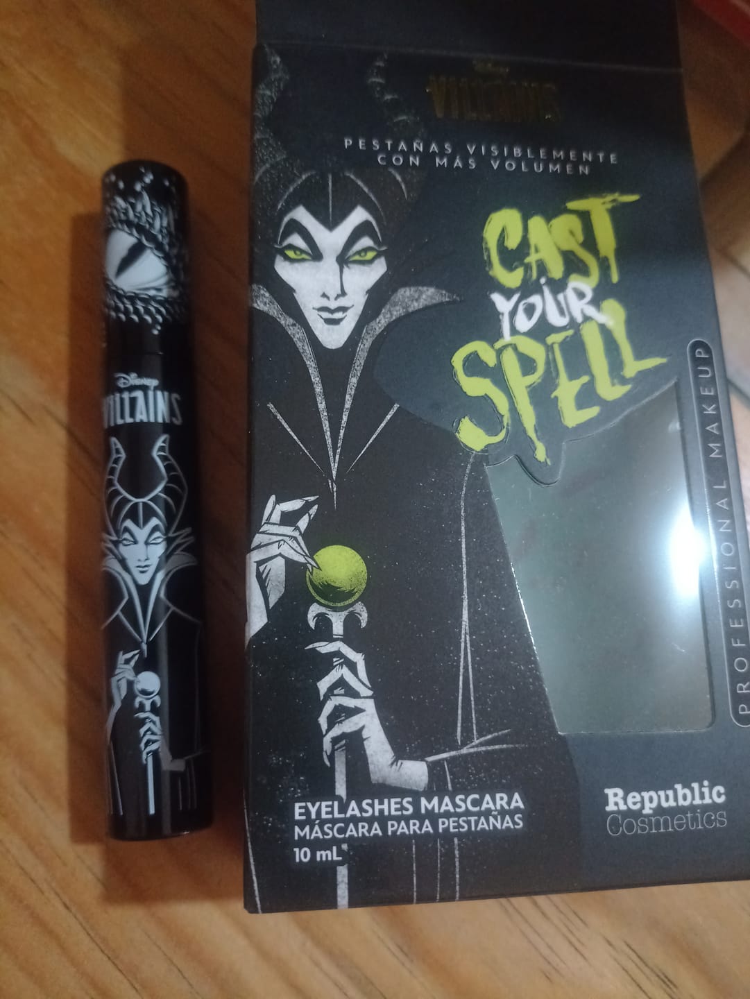 Customer photo review of Máscara para pestañas Maléfica (Waterproof)