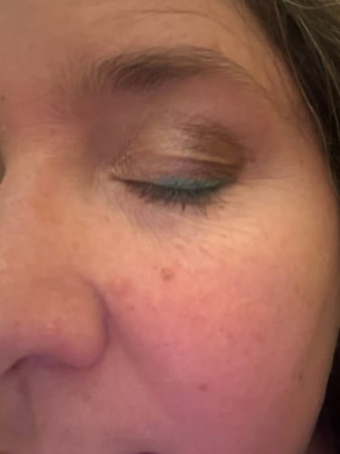 Customer photo review of 309 - Eyeshadow Bronce