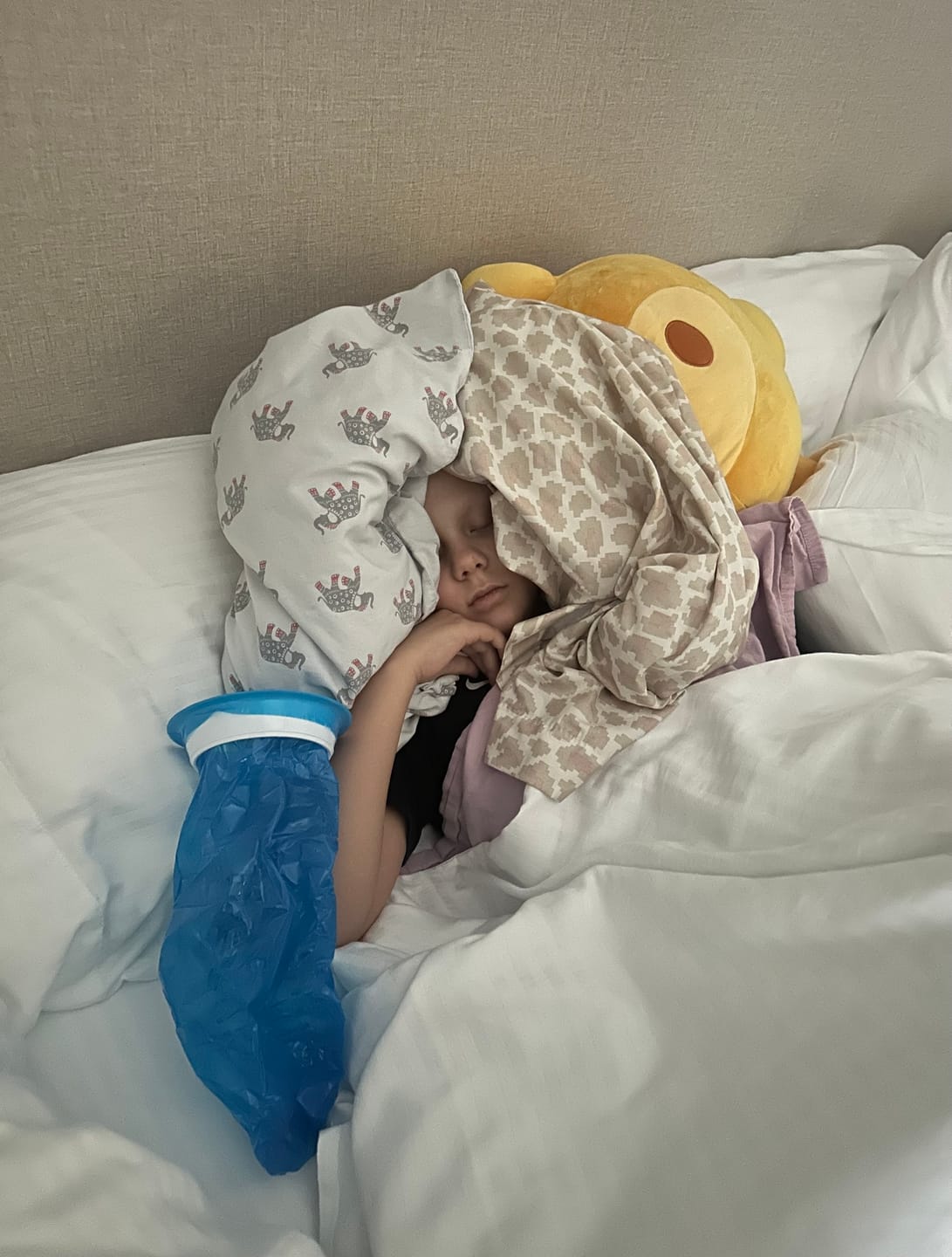 Customer photo review of Pillow Bundle | Gray