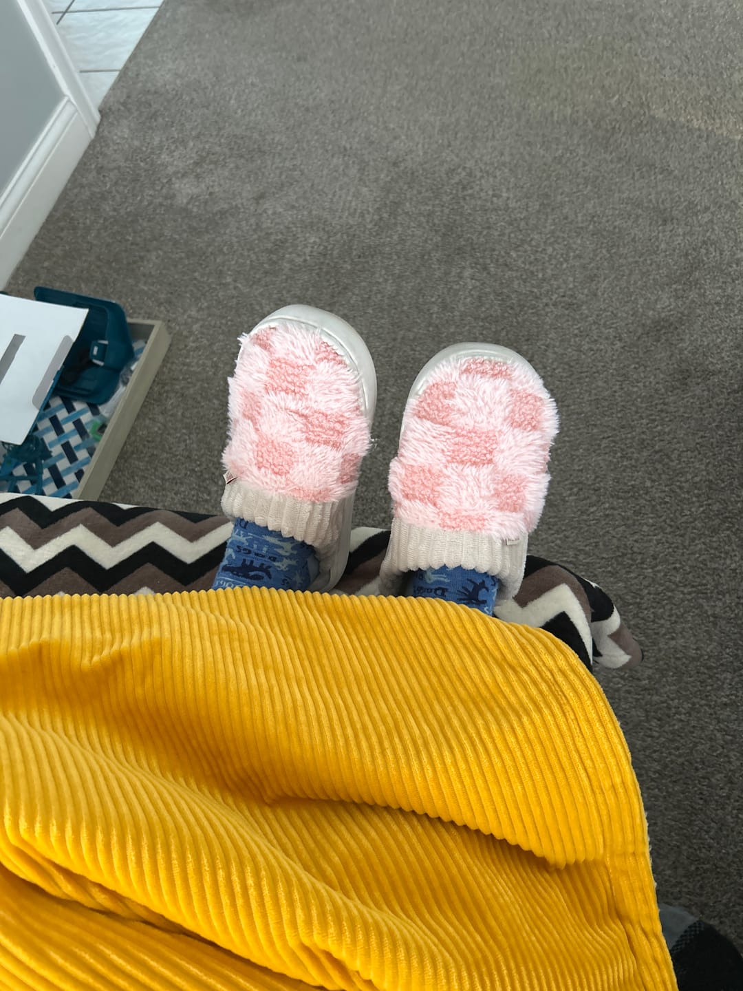 Customer photo review of Nordic Fluffy Slippers