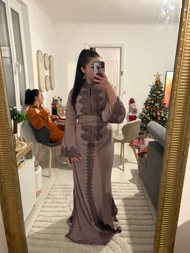 Customer photo review of Caftan Hind