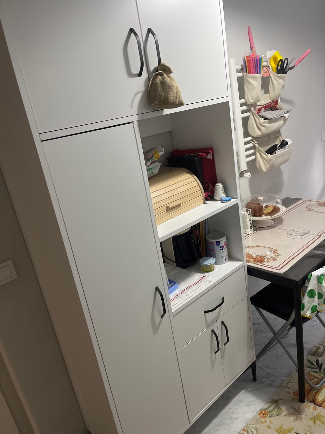 Customer photo review of Rani JE165 Çok Amaçlı Dolap 5 Kapaklı 1 Çekmeceli Kiler Mutfak Dolabı Beyaz