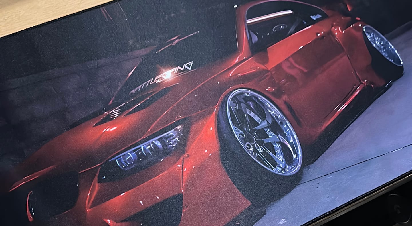 Customer photo review of Customizable Gaming Mousepad