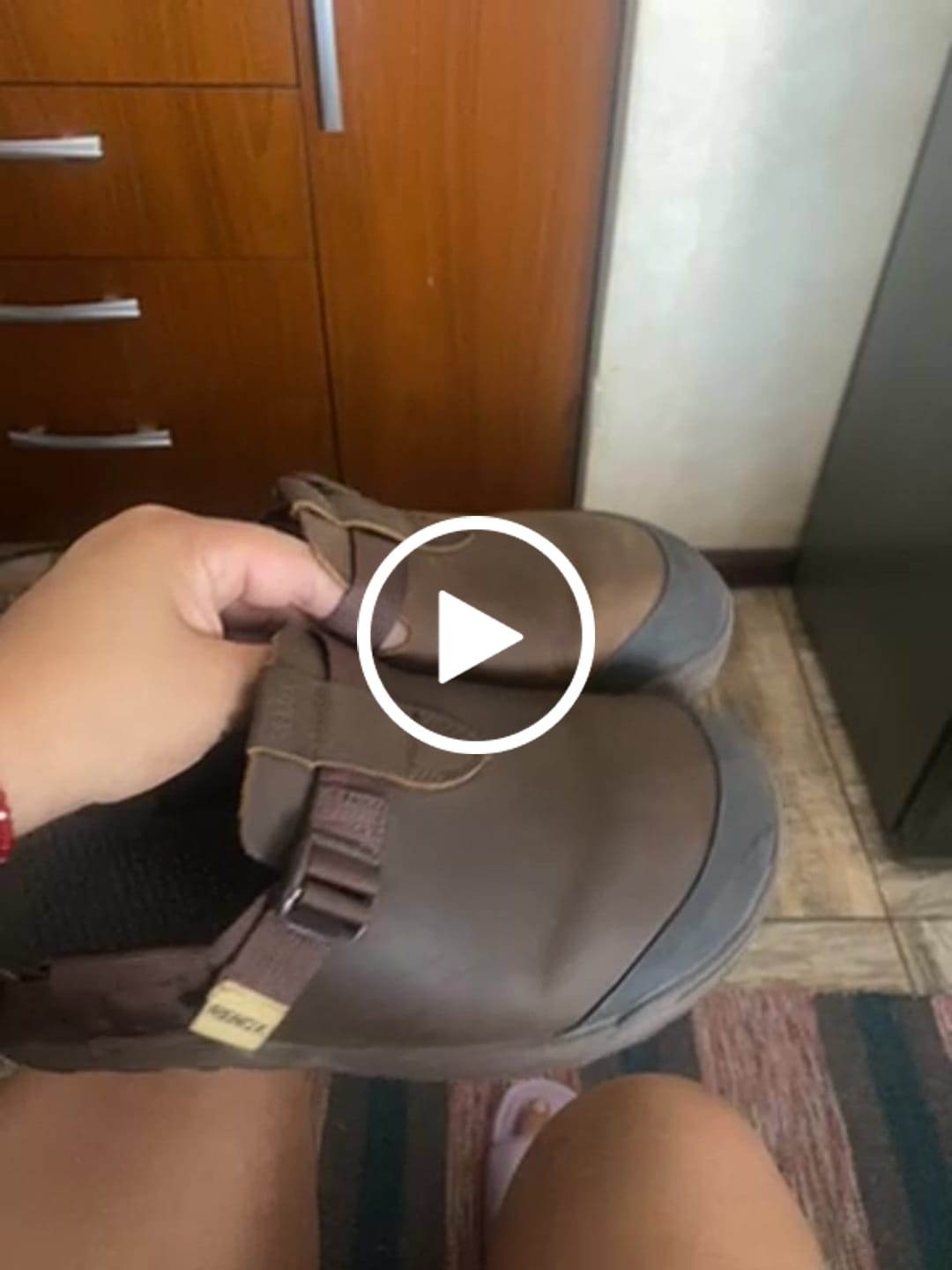 Customer video review of Zueco Terra Clog Todo Terreno Café Chocolate Unisex