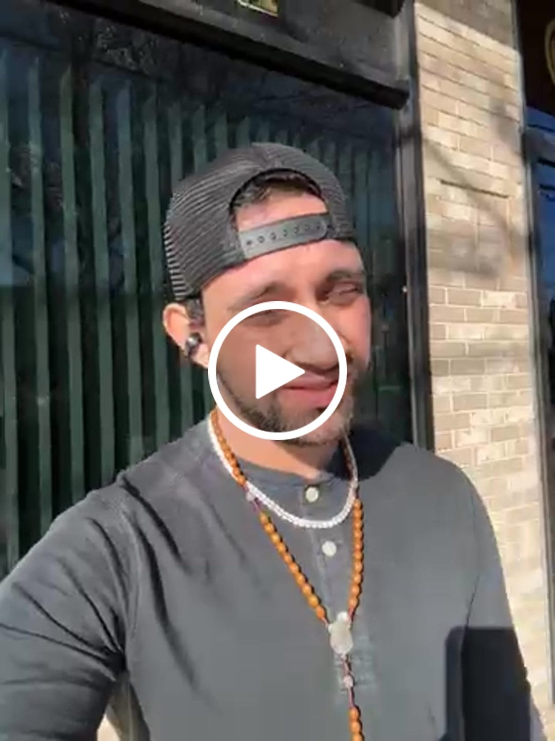 Customer video review of 10mm Monaco Chain - Gold