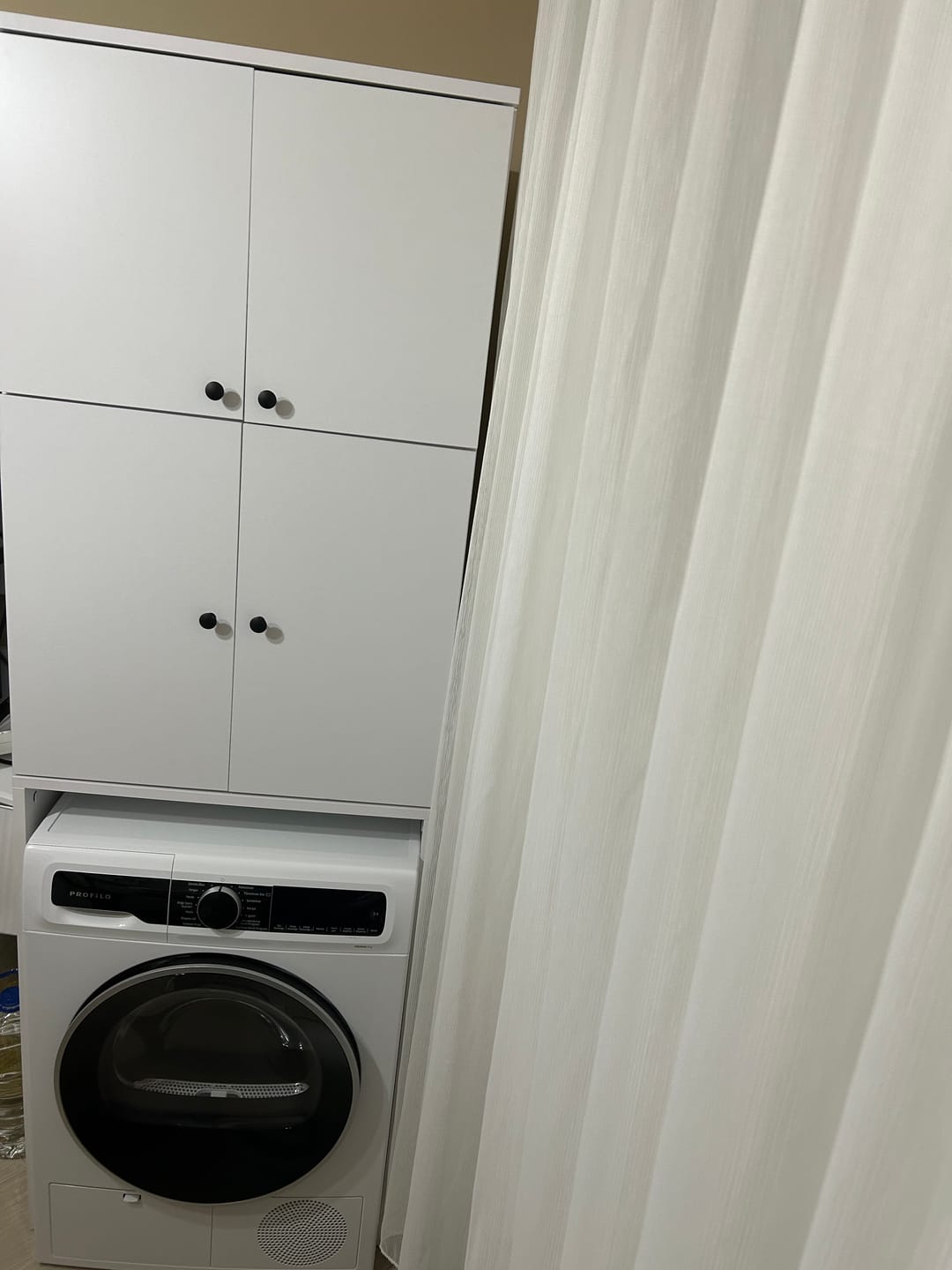 Customer photo review of Rani KD114 Çamaşır Makinesi Dolabı 4 Kapaklı 5 Raflı Banyo Dolabı Beyaz