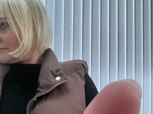 Customer photo review of Face Framing Layers / Clip In Extensions / Human Hair / 14 inches / 15 grams