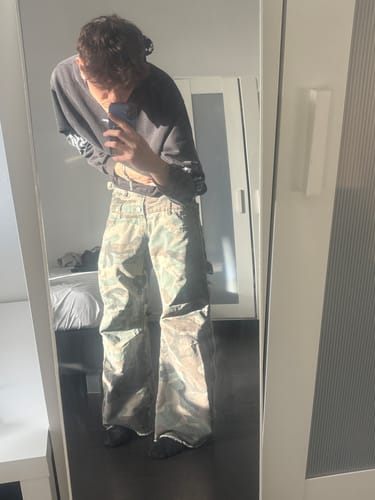Customer photo review of Omirad Double-Waist Camo Cargo Jeans