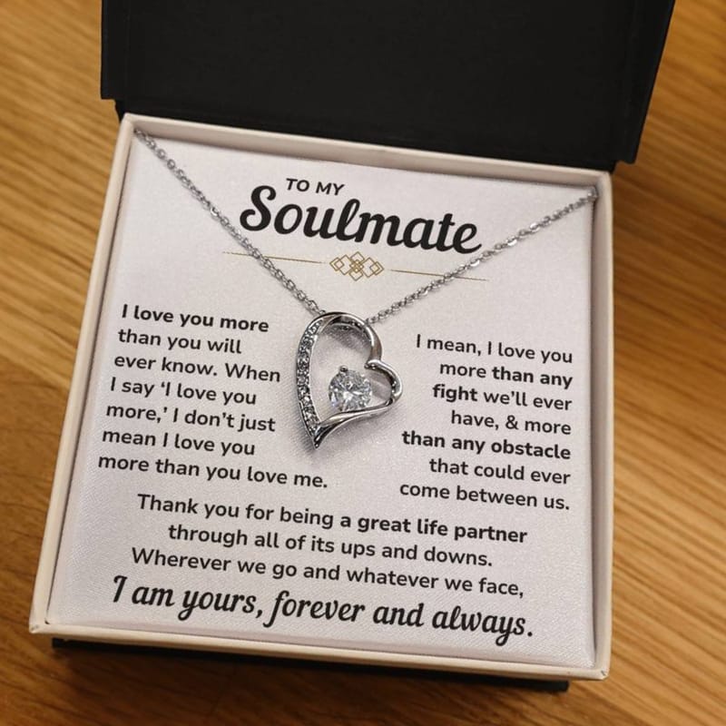 Customer photo review of To My Soulmate – "I Am Yours, Always" Forever Love Necklace Gift Set - SM04