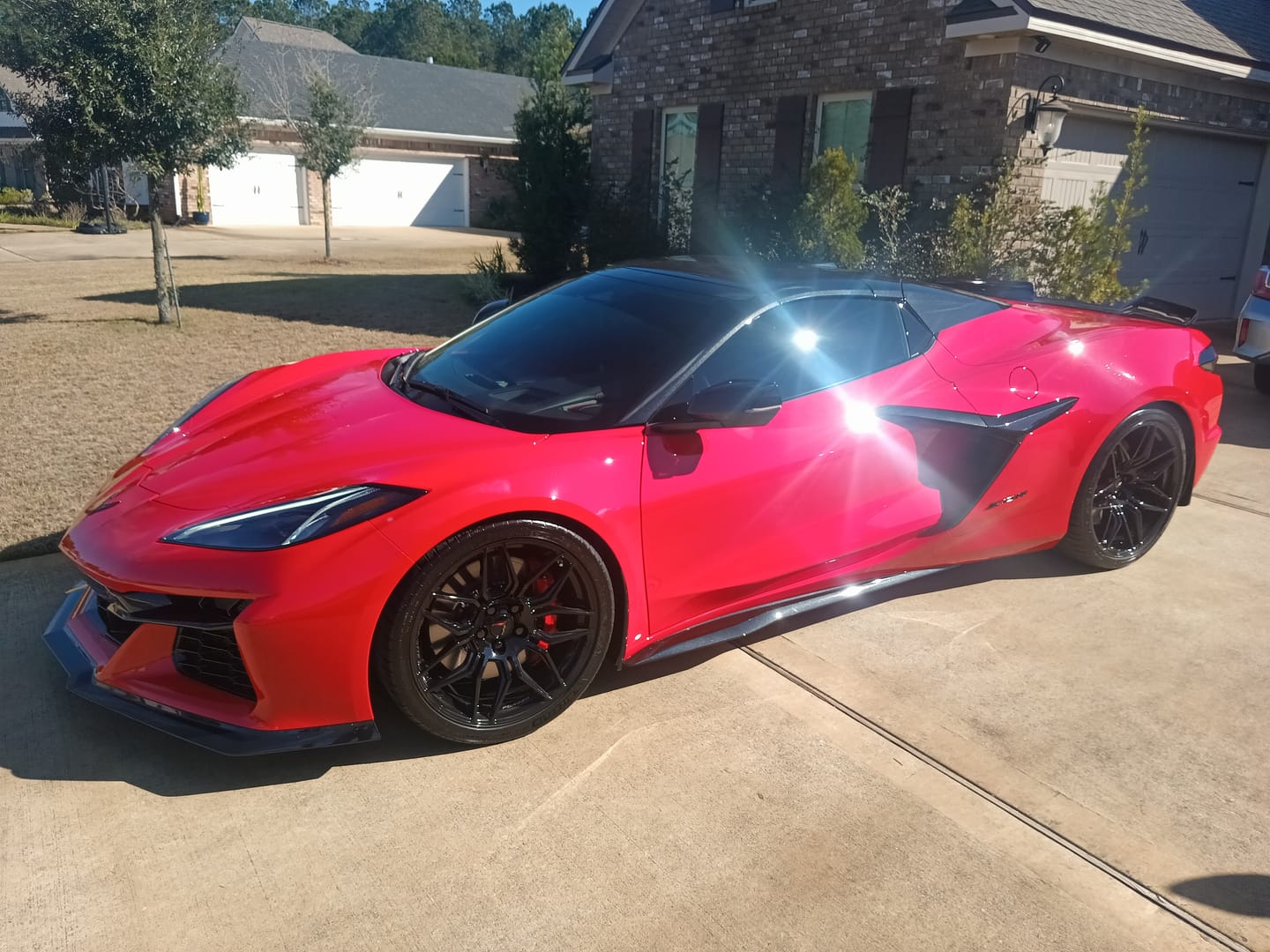 Customer photo review of Corvette C8 Z06 / E-Ray DRY CARBON FIBER Front Splitter [Z07 Package]