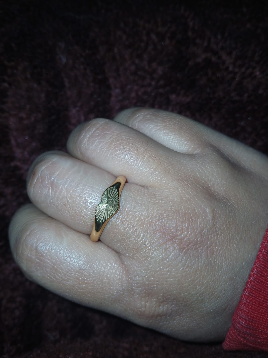 Customer photo review of Bold Sunray Heart Ring