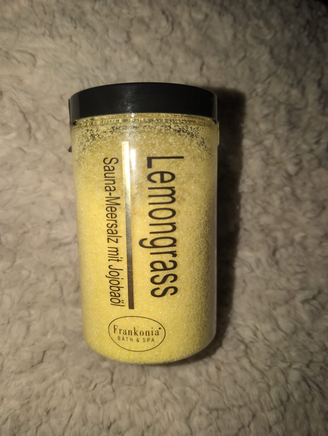 Customer photo review of Premium Sauna Meersalz Peeling Lemongrass