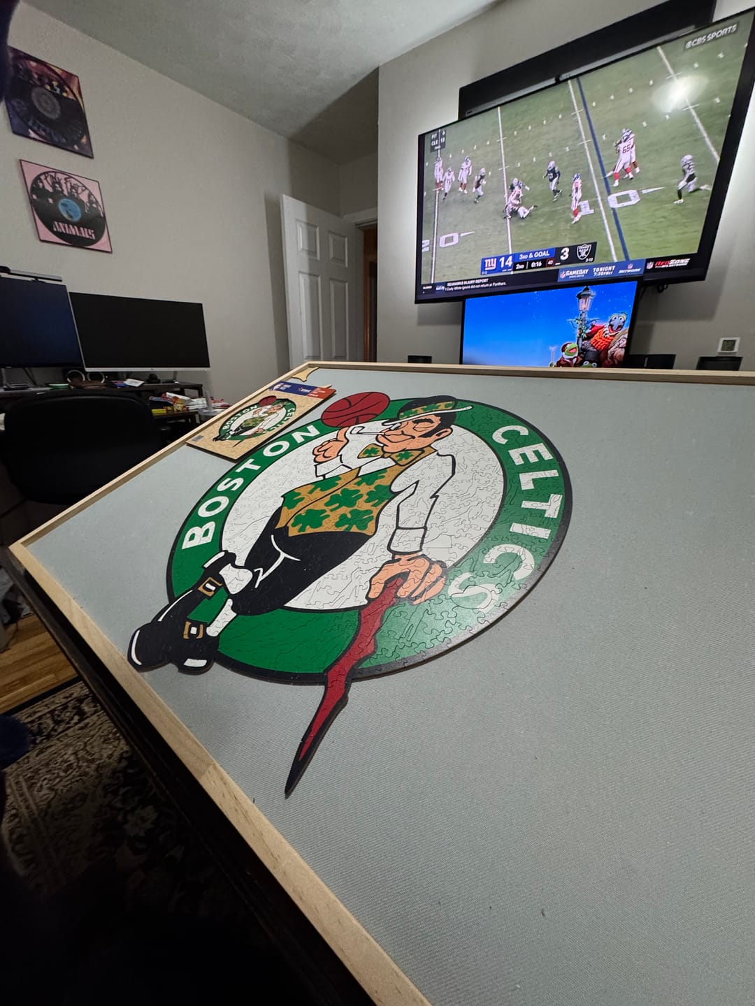 Customer photo review of Boston Celtics™ - Wooden Puzzle