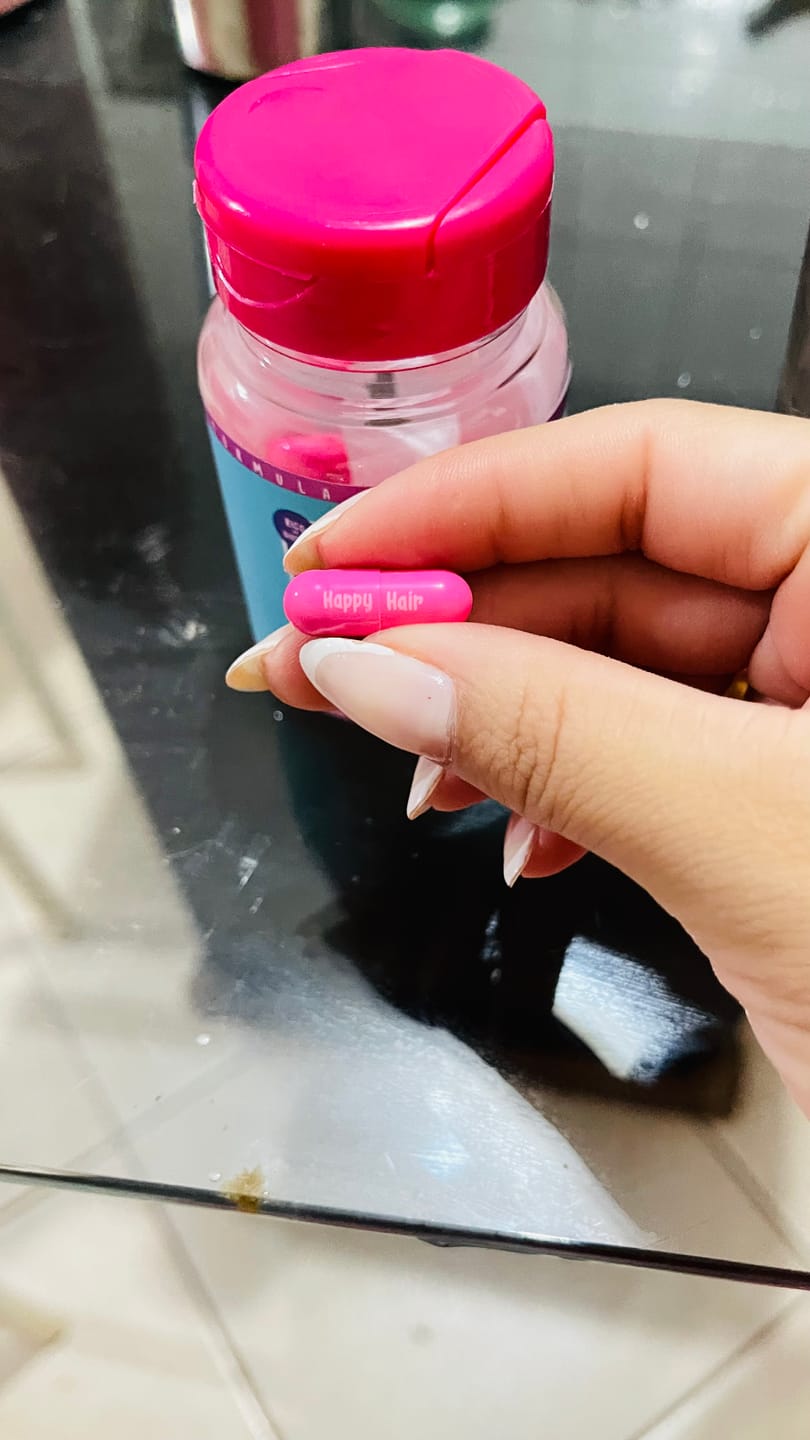 Customer photo review of Happy Hair 6 Potes + 6 Potes Grátis + 2 Colágenos + 1 Melatonina (Total 15 Potes)