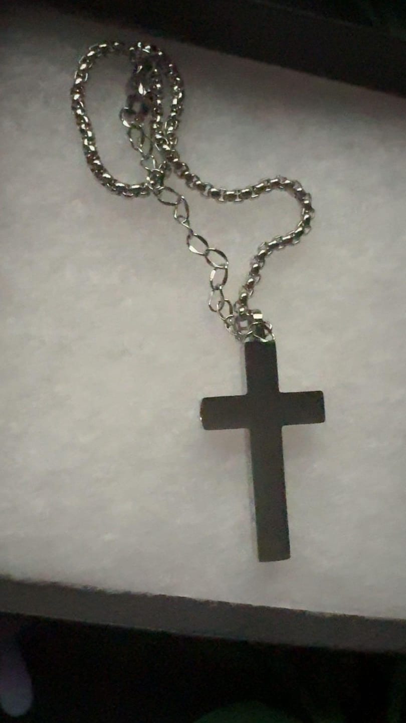 Customer photo review of The Cross ²