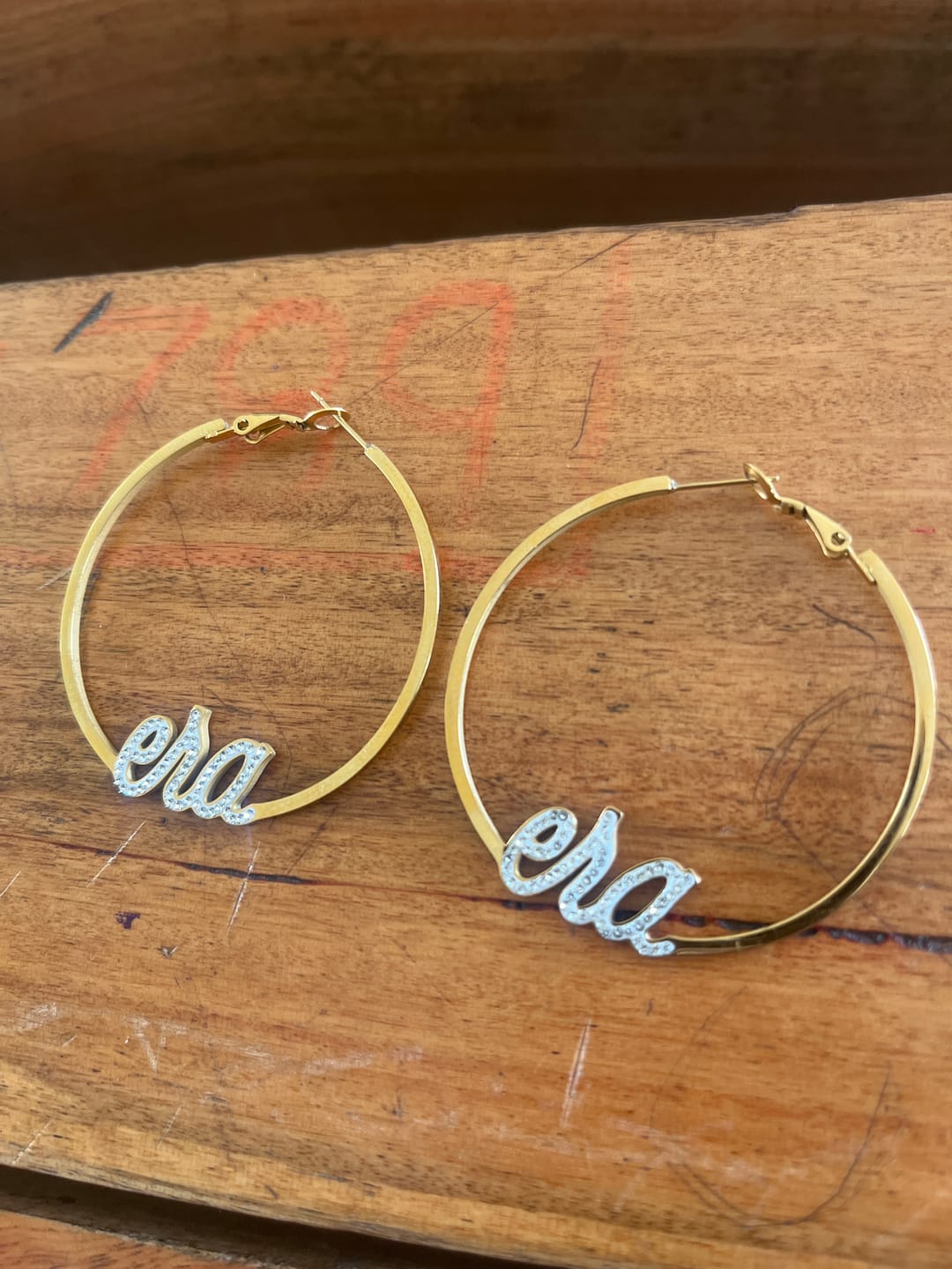 Customer photo review of Gold Precious Era Logo Hoops