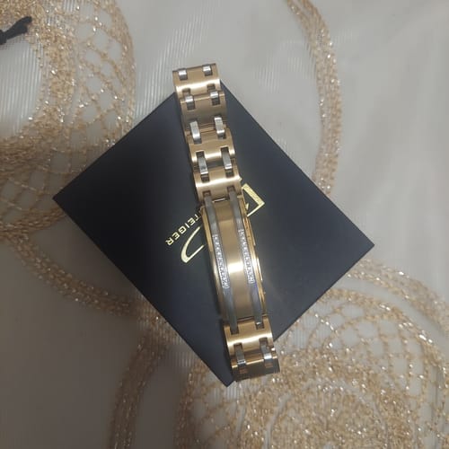 Customer photo review of Cougar Men's Bracelet