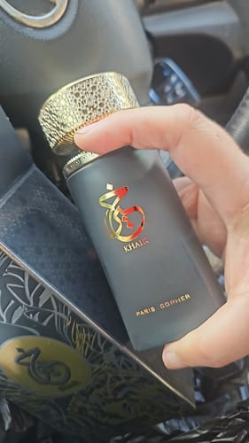 Reseña con foto de un cliente sobre Perfume Paris Corner Khair 100ml EDP