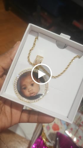 Customer video review of Men's Large Round Custom Photo Pendant