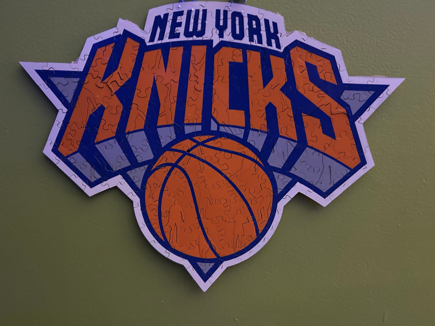 Customer photo review of New York Knicks™ - Wooden Puzzle