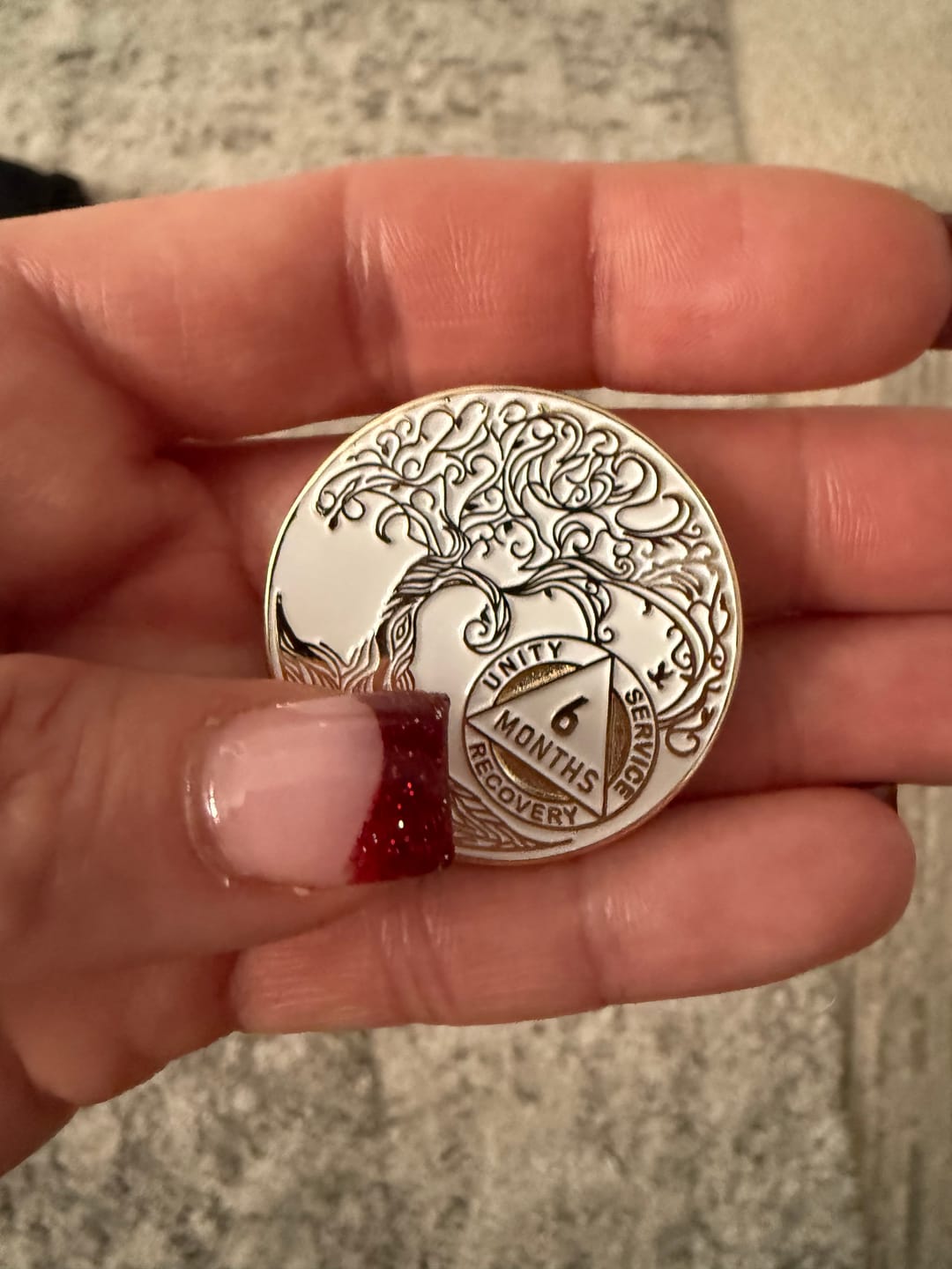 Customer photo review of 6 Months Sobriety Mint Twisted Tree of Life Gold Plated AA Recovery Medallion - Six Months Chip/Coin - White