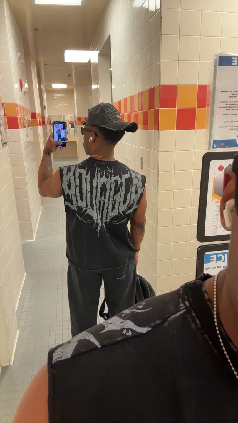 Customer photo review of 3022 - Anarchy Cropped Tanks