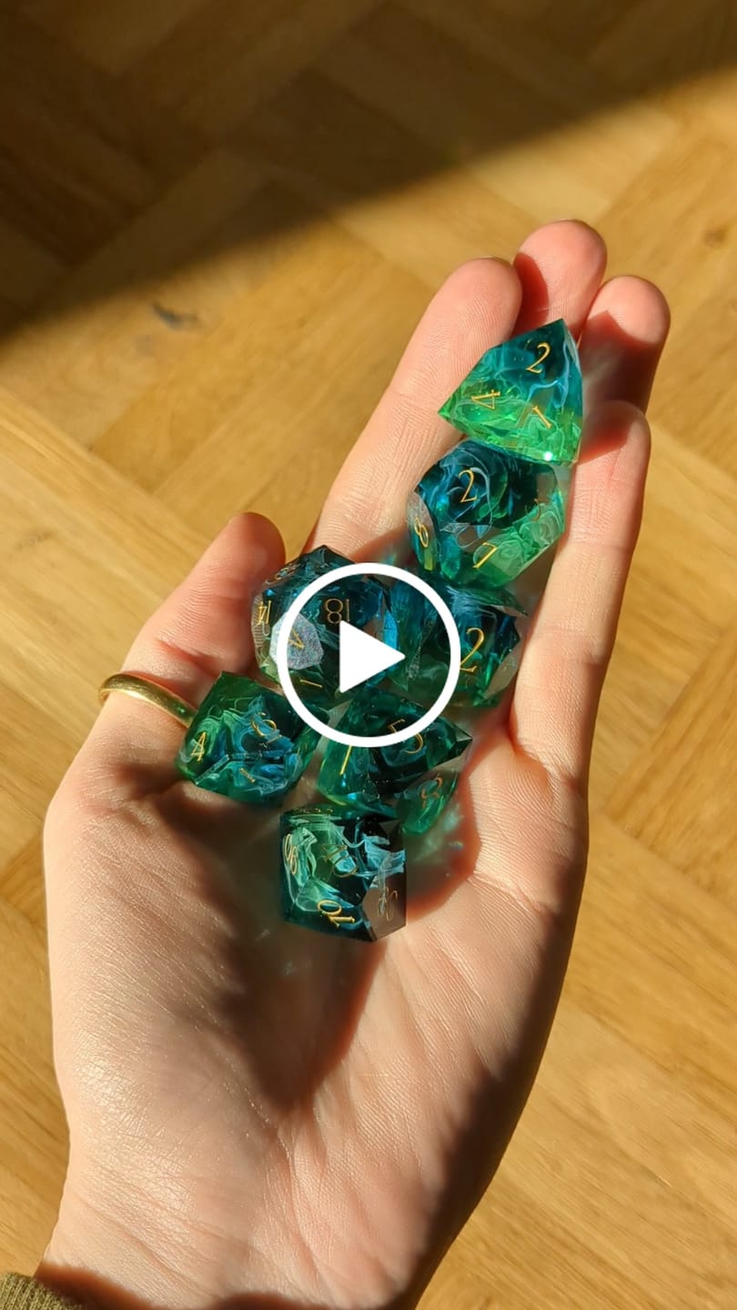 Customer video review of URWizards D&D Resin Tidebound Fate Engraved Dice Set Multi-faceted Style