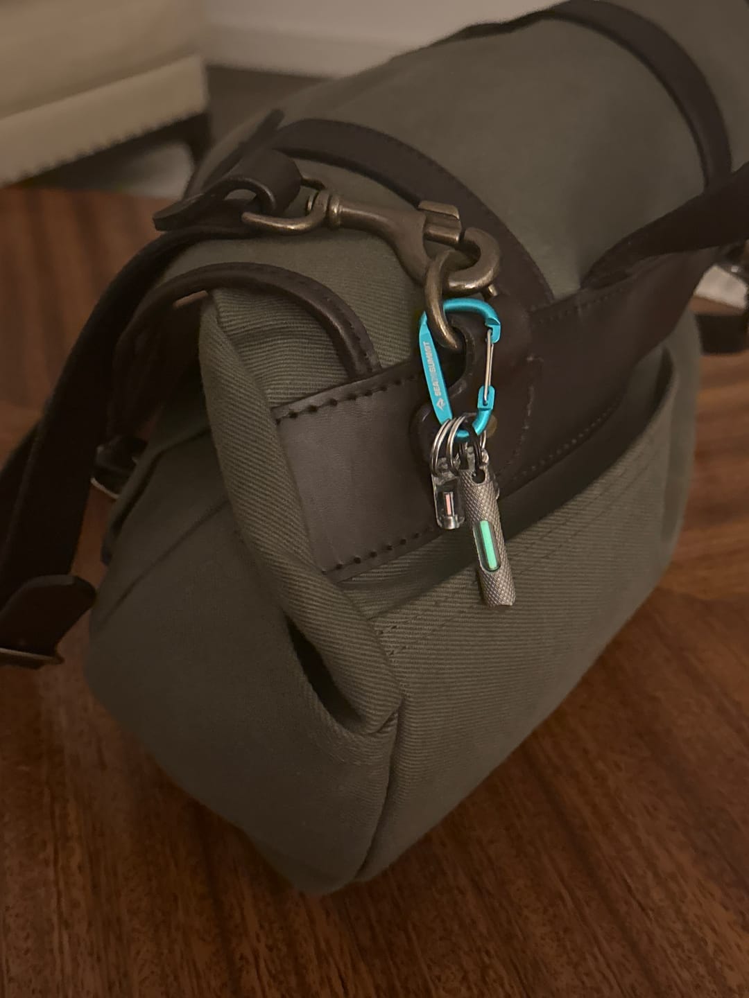 Customer photo review of The Knurled Edition Glow Fob