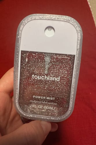 Customer photo review of Touchland Special Edition Confetti Cake Mist + Frosted Sparkle Case Set - disponivel em Portugal