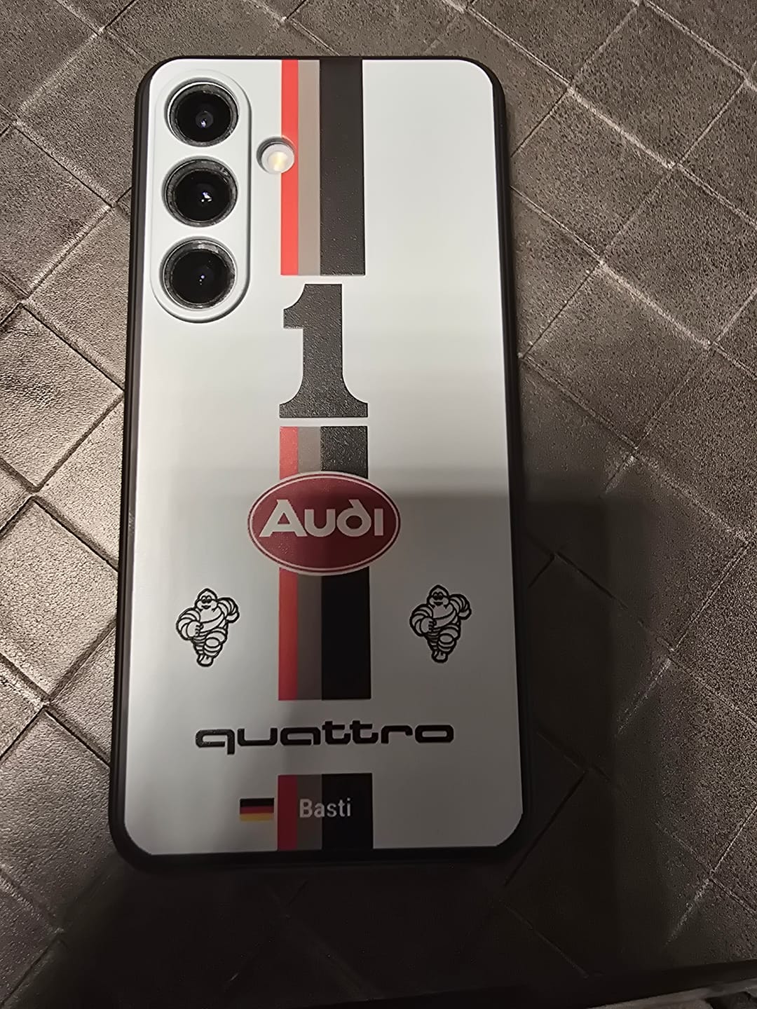 Customer photo review of Audi Quattro S1 E2 Pikes Peak Livery - Individuelle Handyhülle für Samsung