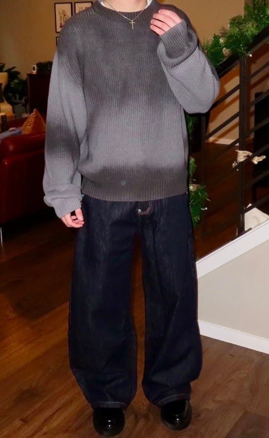 Customer photo review of Aelfric Eden Baggy Barrel Rivet Raw Jeans